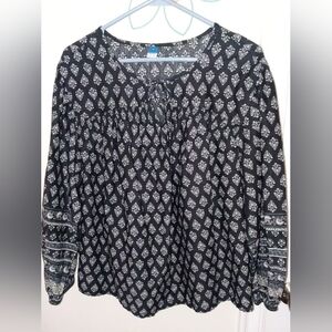 Women's Old Navy Medium Blouse Shirt